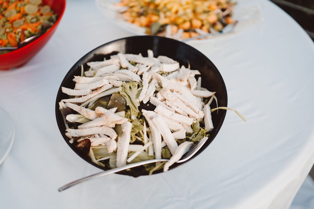 The New Generation of American Convenience Foods: 6 Ways Quick Meals Are Changing 3 salad-in-bowl-18281697/