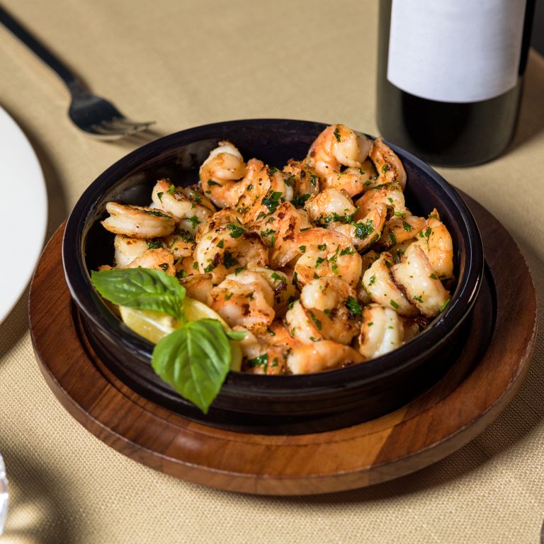 This Garlic Butter Shrimp Dinner Is So Fast, Your Pasta Might Be the Slowest Part