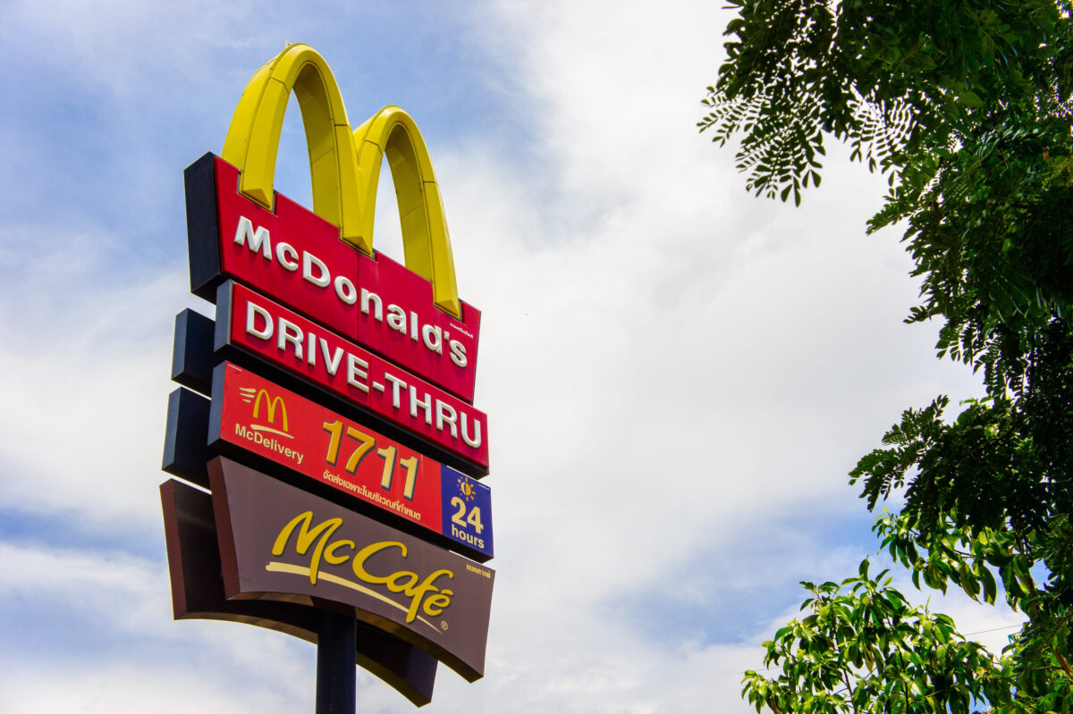 Udon Thani , Thailand , 20 May 2018 Label mcdonald's Restaurant signs in Udon Thani , fast food restaurant Fast Food Sales a hamburger