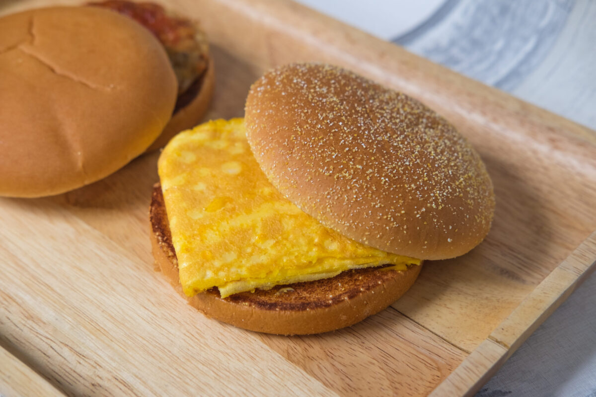 English muffin, egg and cheese breakfast sandwich