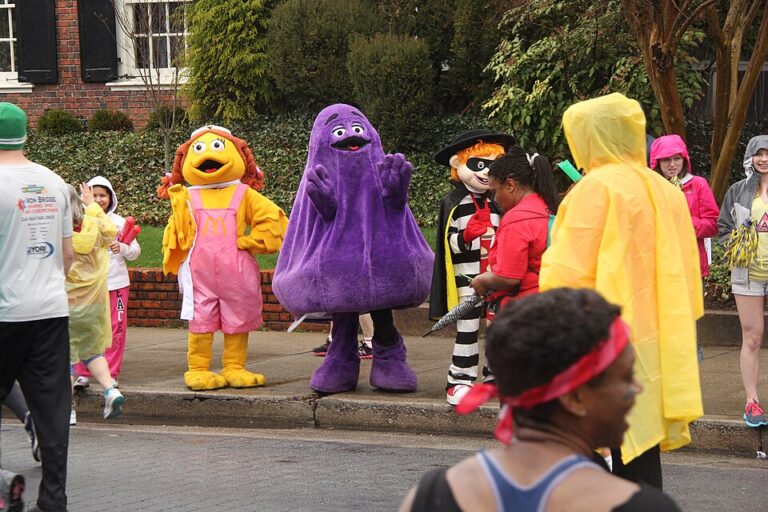 9 Fast-Food Mascots From the ’80s and ’90s Kids Still Remember