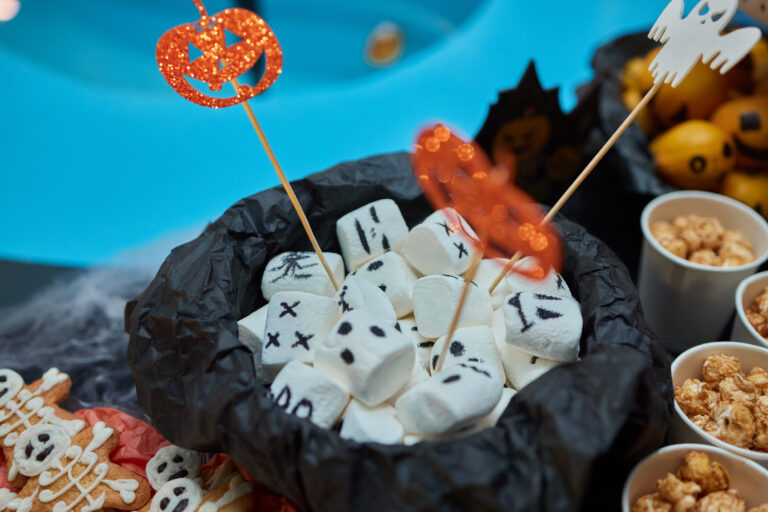 8 Homemade Halloween Treats Neighbors Used to Hand Out