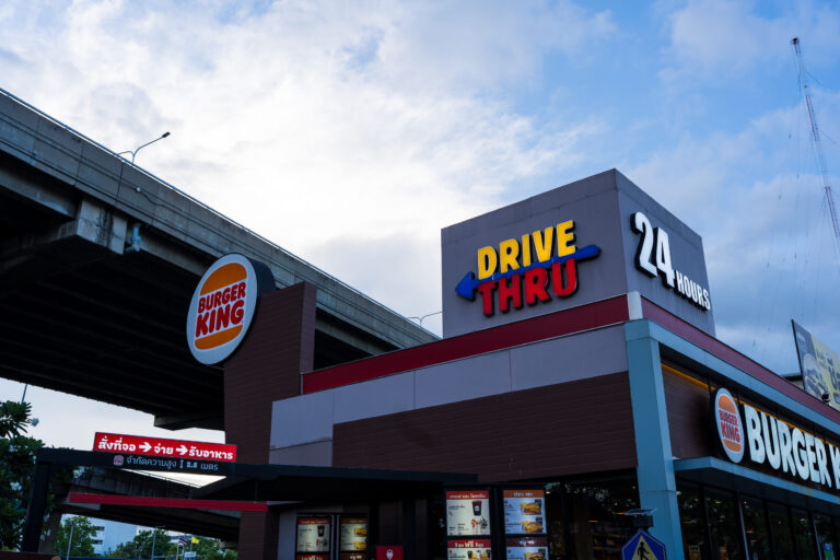 10 Burger Chains Ranked by Customer Satisfaction: The Latest Scores and Loyalty Standouts