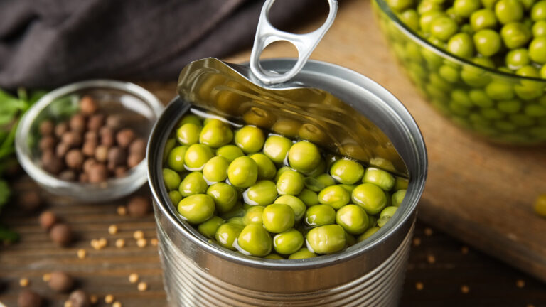 8 Canned Foods That Make Thanksgiving Dinner Easier