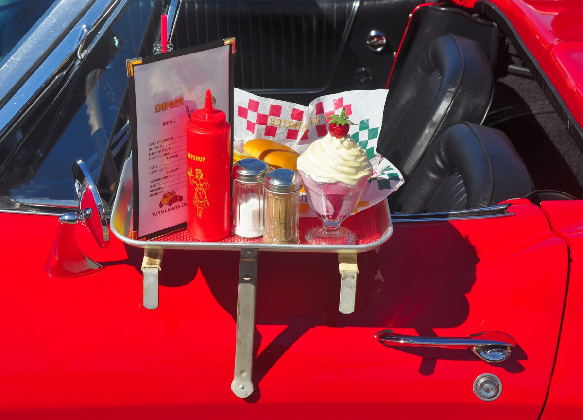  Drive in diner tray on red car