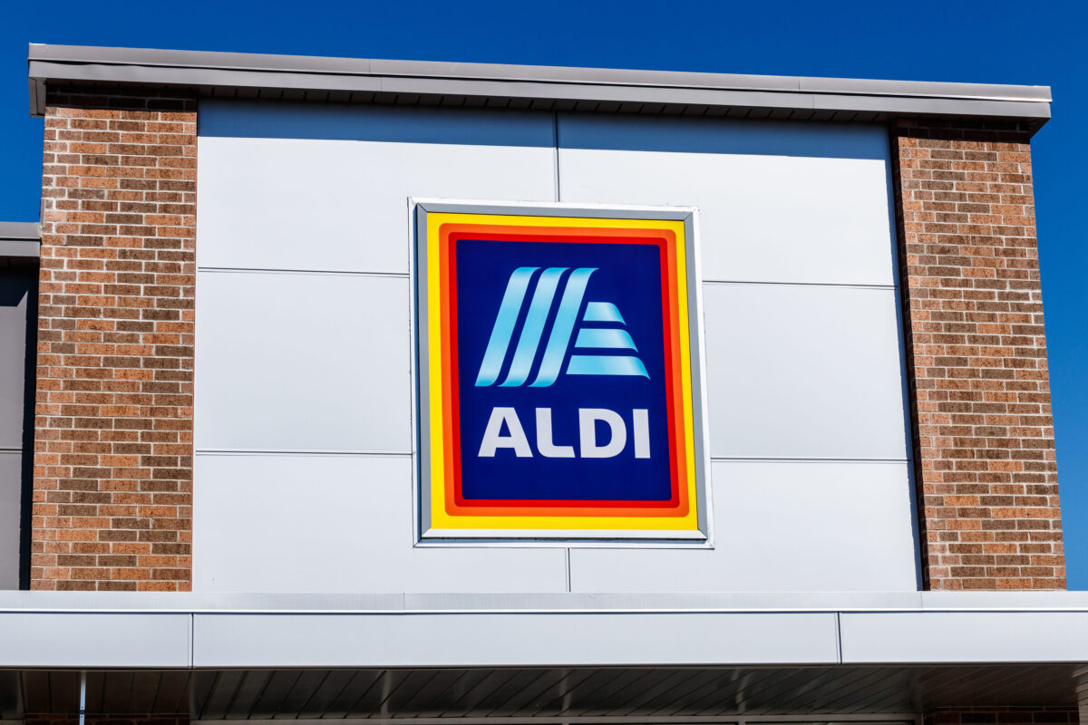 Noblesville - Circa March 2018: Aldi Discount Supermarket. Aldi sells a range of grocery items, including produce, meat & dairy, at discount prices II