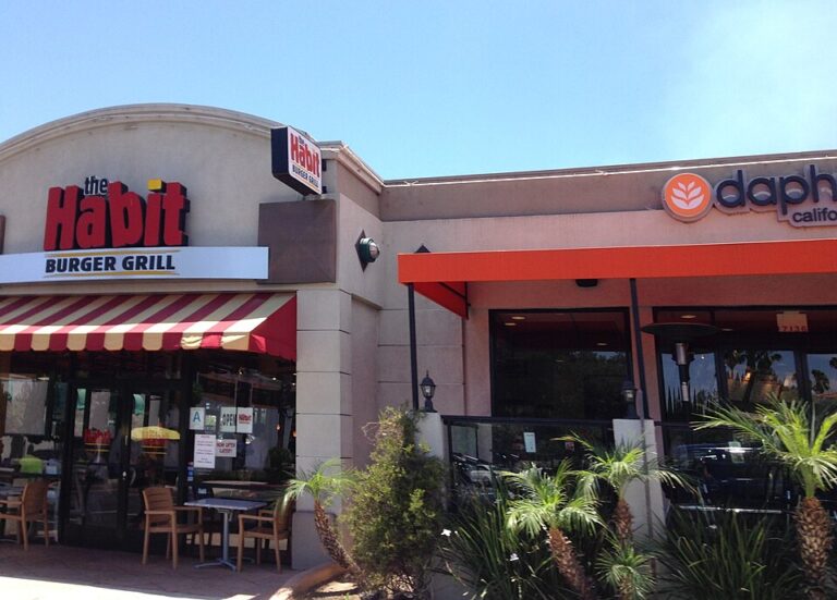 Habit Burger Launches New $10 Dipping Trio Boxes With Three Flavor Options.