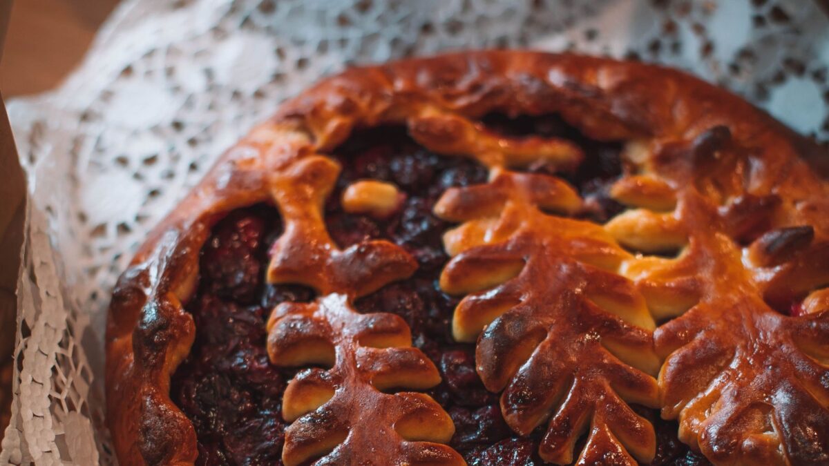 6 Pie Crust Designs That Look Harder Than They Are