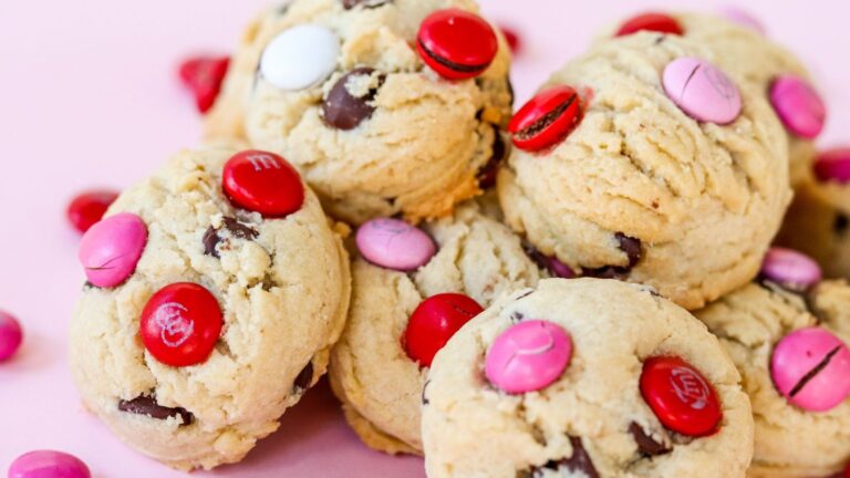 Crumbl’s M&M’s Cookie Is on the Menu This Week Only