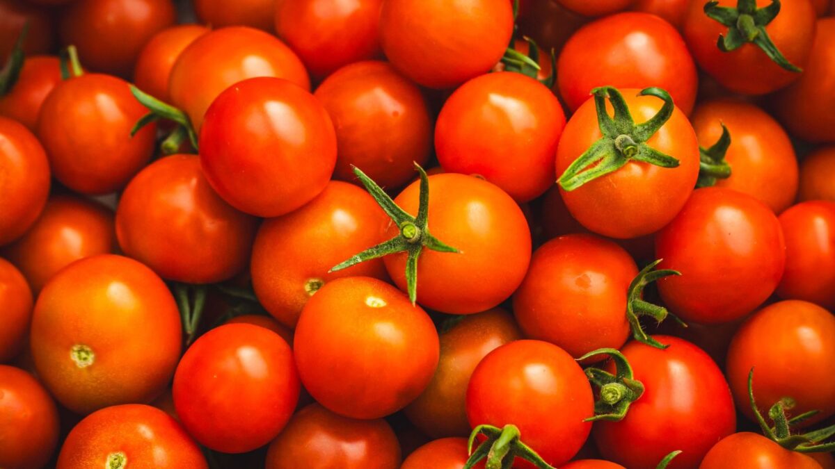 8 Foods That Lose Flavor or Texture in the Fridge
