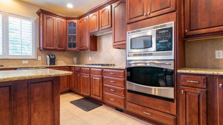 8 Kitchen Trends Bringing Warm Wood Back Into American Homes