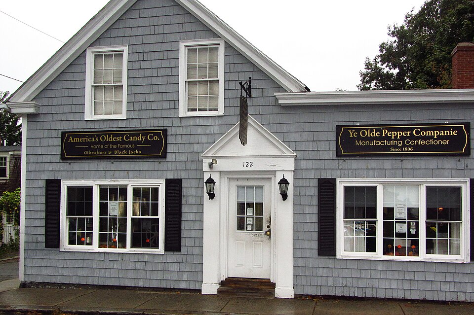 7 of America’s Oldest Candy Stores That Still Keep Sweet Traditions Alive 1 Ye Olde Pepper Company 122 Derby St Salem 493760 11363001784