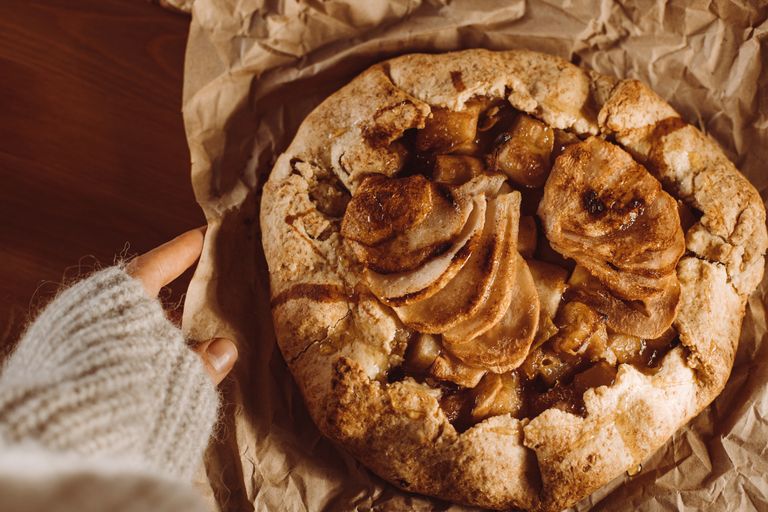 Maine’s Most Beloved “Pie” Has No Crust and a Century-Old Story Worth Sinking Your Teeth Into