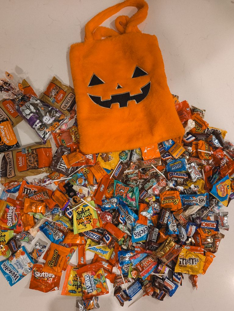 9 Things You Should Never Do When Handing Out Halloween Candy