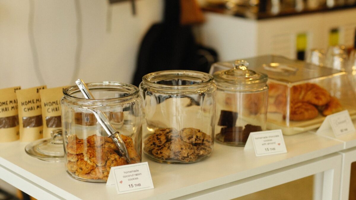 Crumbl's M&M's Cookie Is on the Menu This Week Only