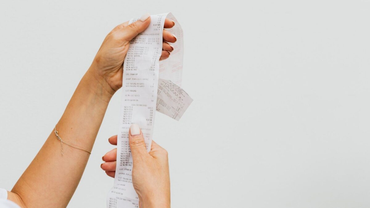 9 Things Costco Shoppers Do That Drive Everyone Else Crazy