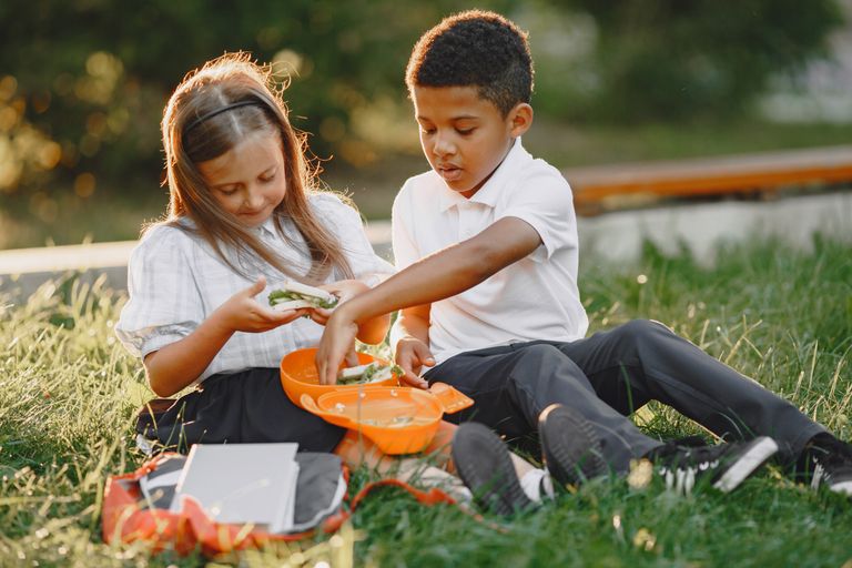 9 Halloween Lunchbox Ideas for a 10-Minute Morning Makeover
